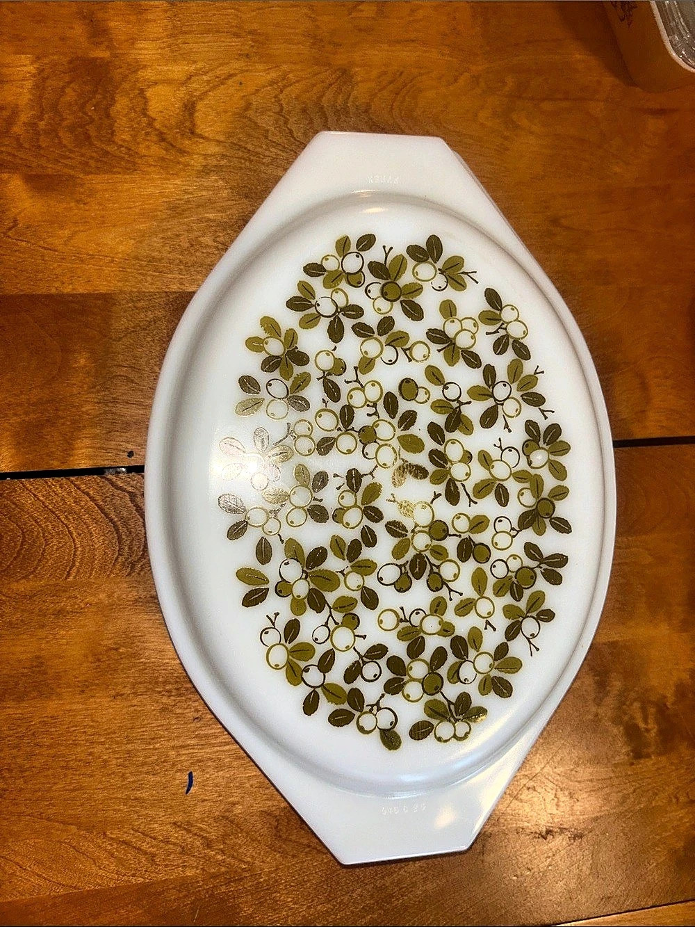 Pyrex Verde Divided Casserole Dish with Lid, White & Green